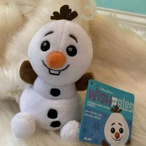 🆕❄️ Disney Wishables | Frozen Olaf Plush, Very Rare and Hard to Find